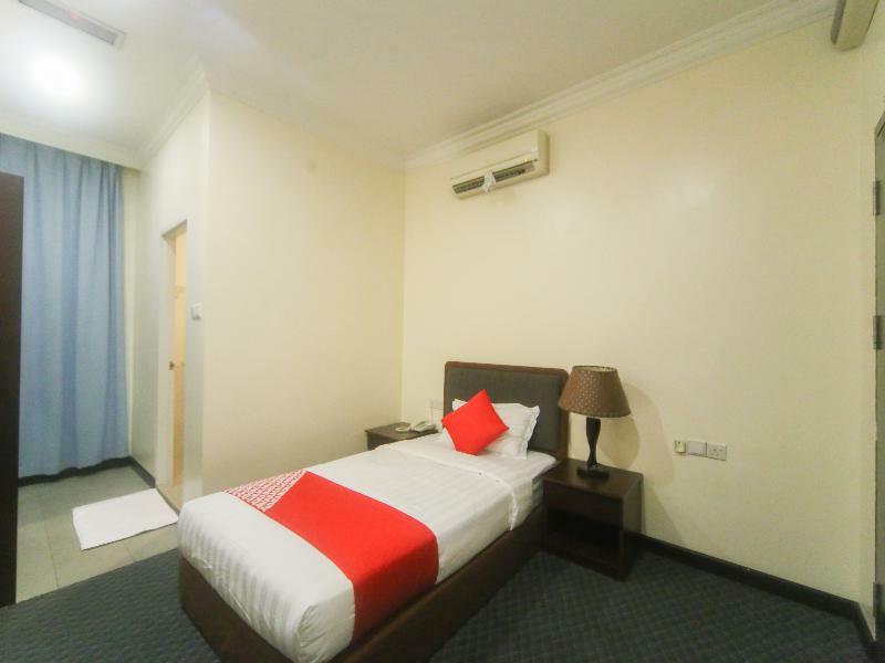 Oyo 750 Comfort Hotel Kota Kinabalu Luaran gambar